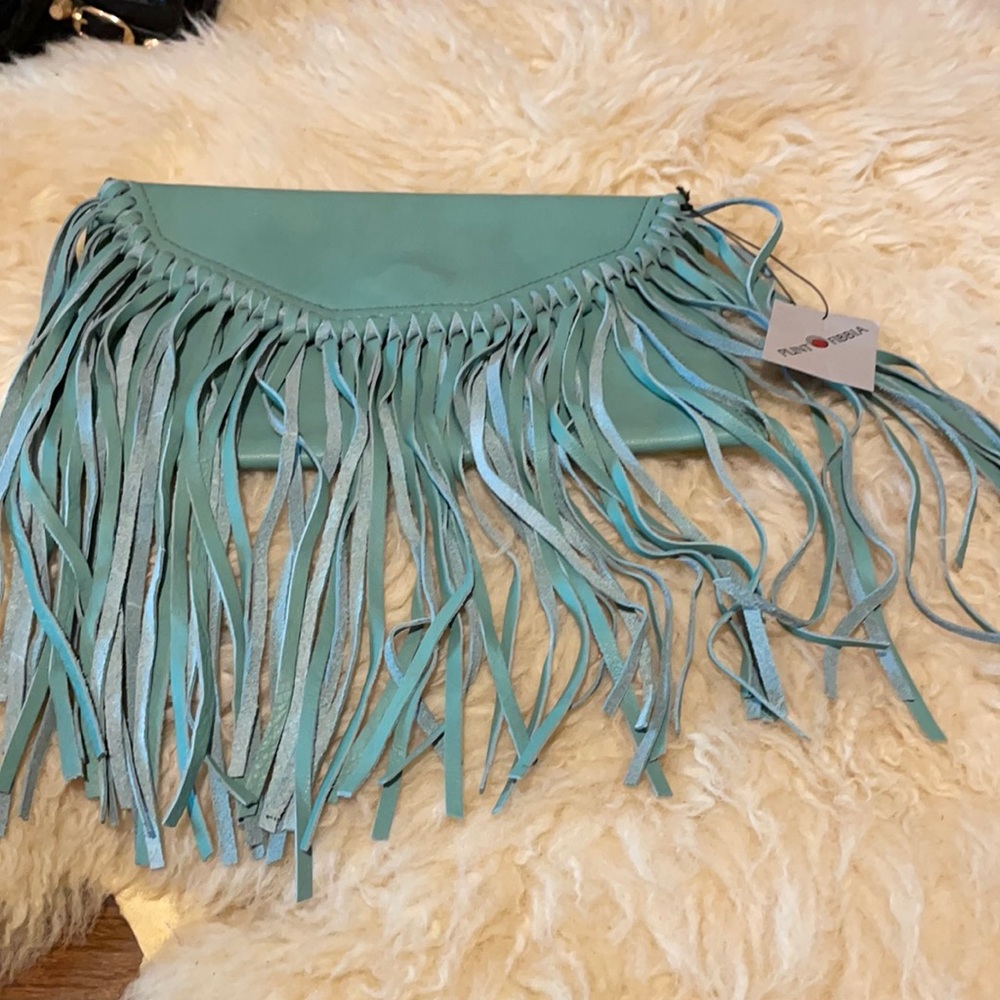 New Punto Fibbia leather clutch bag